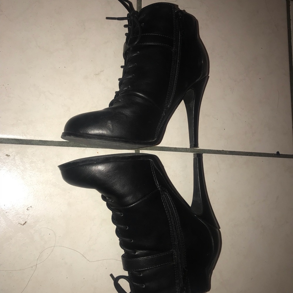 Booties - Picture 5 of 6